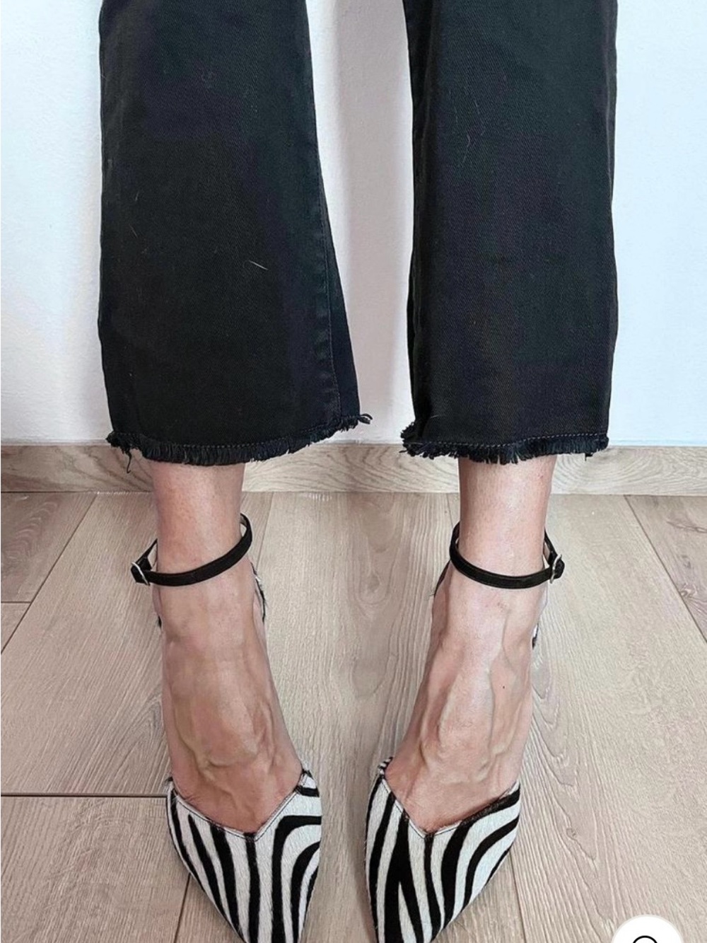 NEW!  Zebra Print Pointy Toe Ankle Strap Heels 7.5